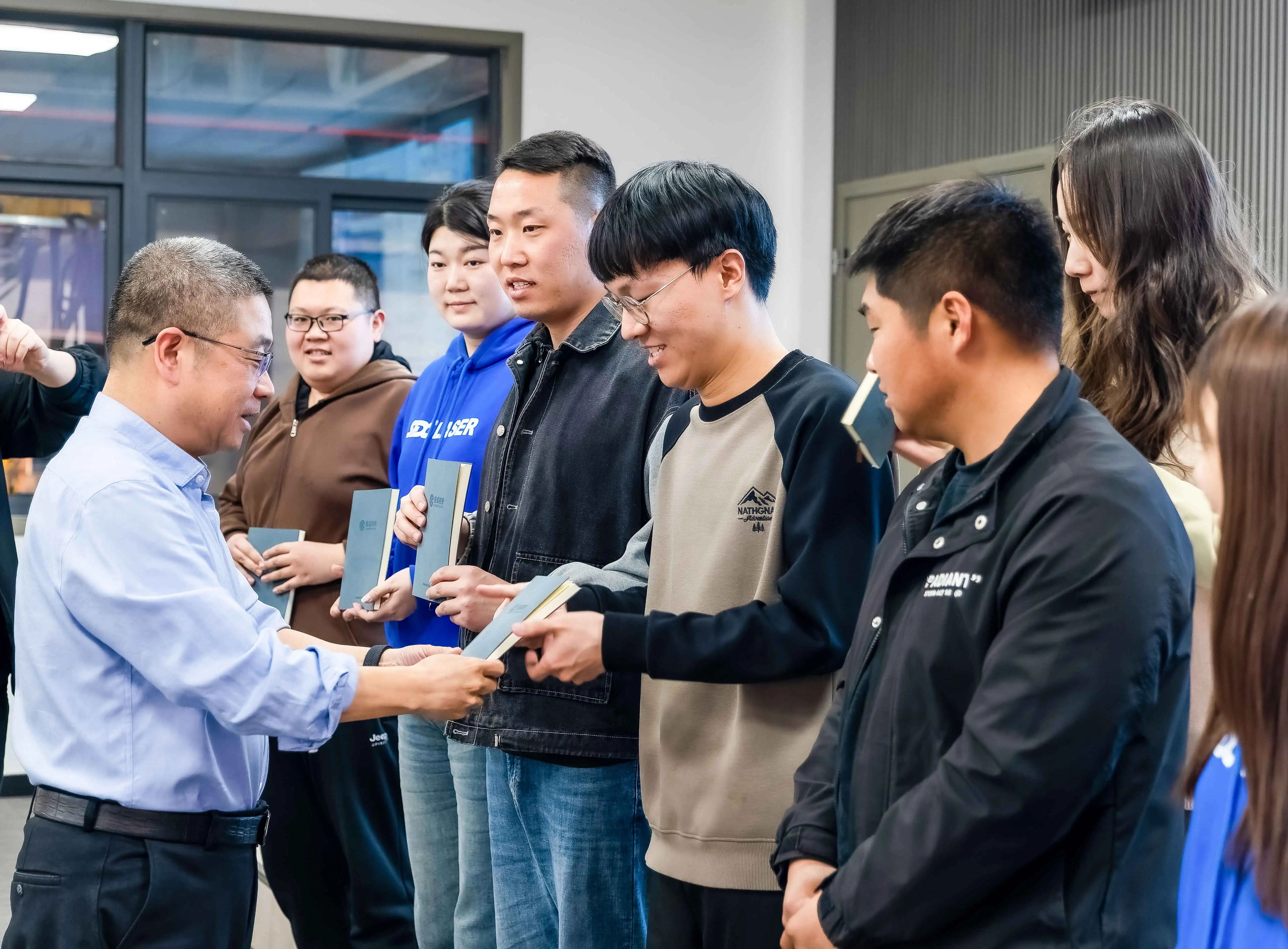 1742890315121551.jpg 1742890315121551.jpg